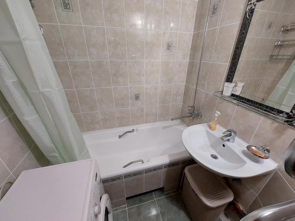 2к апартаменты ул.Ревуцкого 19/1 Киев Экстерьер фото