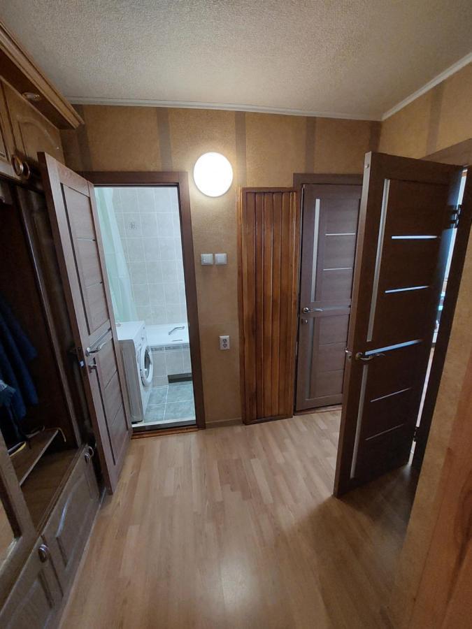 2к апартаменты ул.Ревуцкого 19/1 Киев Экстерьер фото
